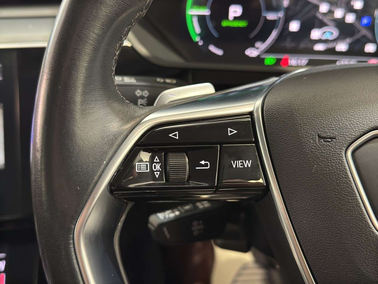 2023 AUDI Q8 E-TRON 2023 AUDI Q8 E-TRON