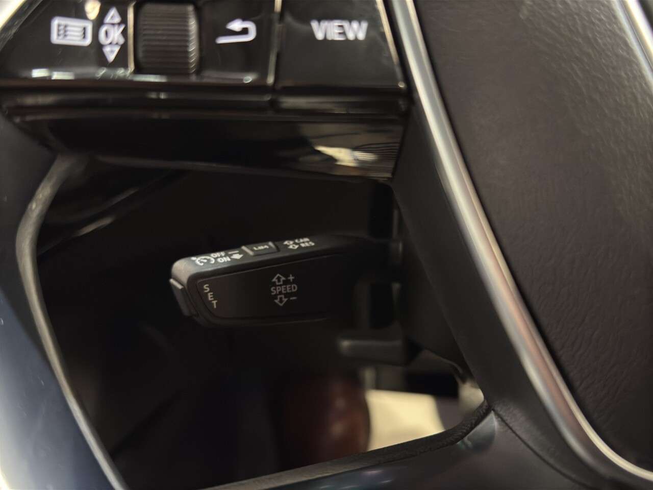 2023 AUDI Q8 E-TRON 2023 AUDI Q8 E-TRON