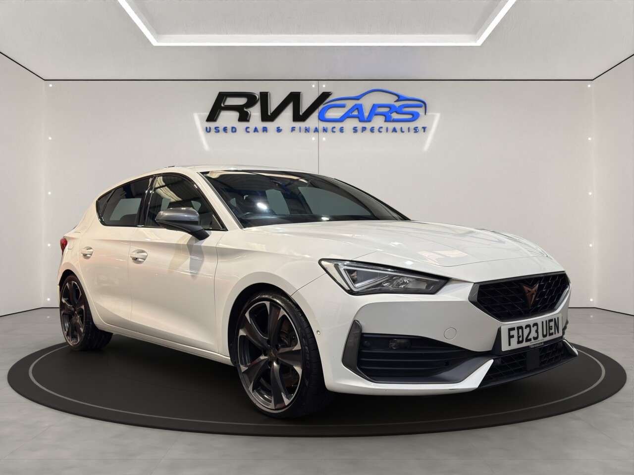 2023 CUPRA LEON 2023 CUPRA LEON