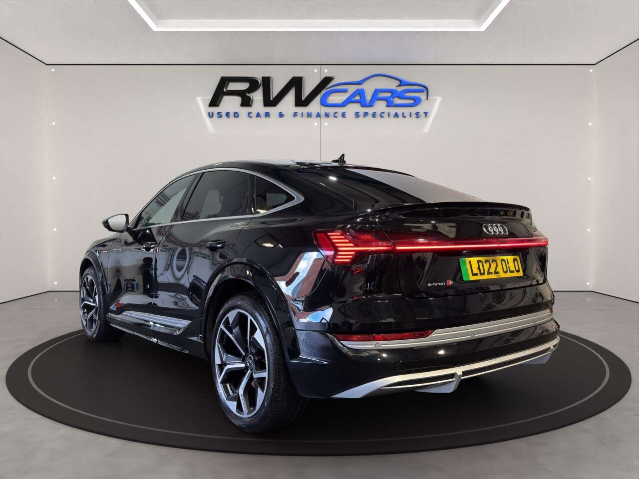 A 2022 AUDI E-TRON S Sportback 5dr Electric Auto quattro 95kWh (11kW Charger) (503 ps) A 2022 AUDI E-TRON S Sportback 5dr Electric Auto quattro 95kWh (11kW Charger) (503 ps)