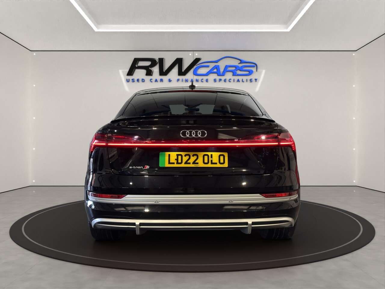 2022 AUDI E-TRON S 2022 AUDI E-TRON S
