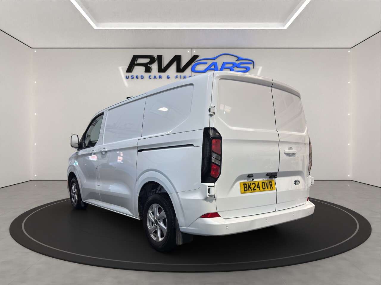 A 2024 FORD TRANSIT CUSTOM 2.0 280 EcoBlue Limited Panel Van 5dr Diesel Manual L1 H1 Euro 6 (s/s) (136 A 2024 FORD TRANSIT CUSTOM 2.0 280 EcoBlue Limited Panel Van 5dr Diesel Manual L1 H1 Euro 6 (s/s) (136