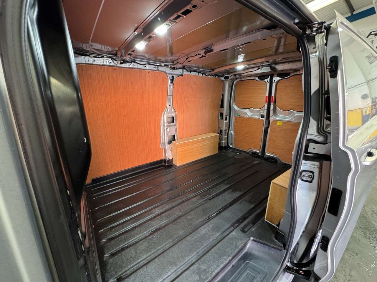 2024 FORD TRANSIT CUSTOM 2024 FORD TRANSIT CUSTOM