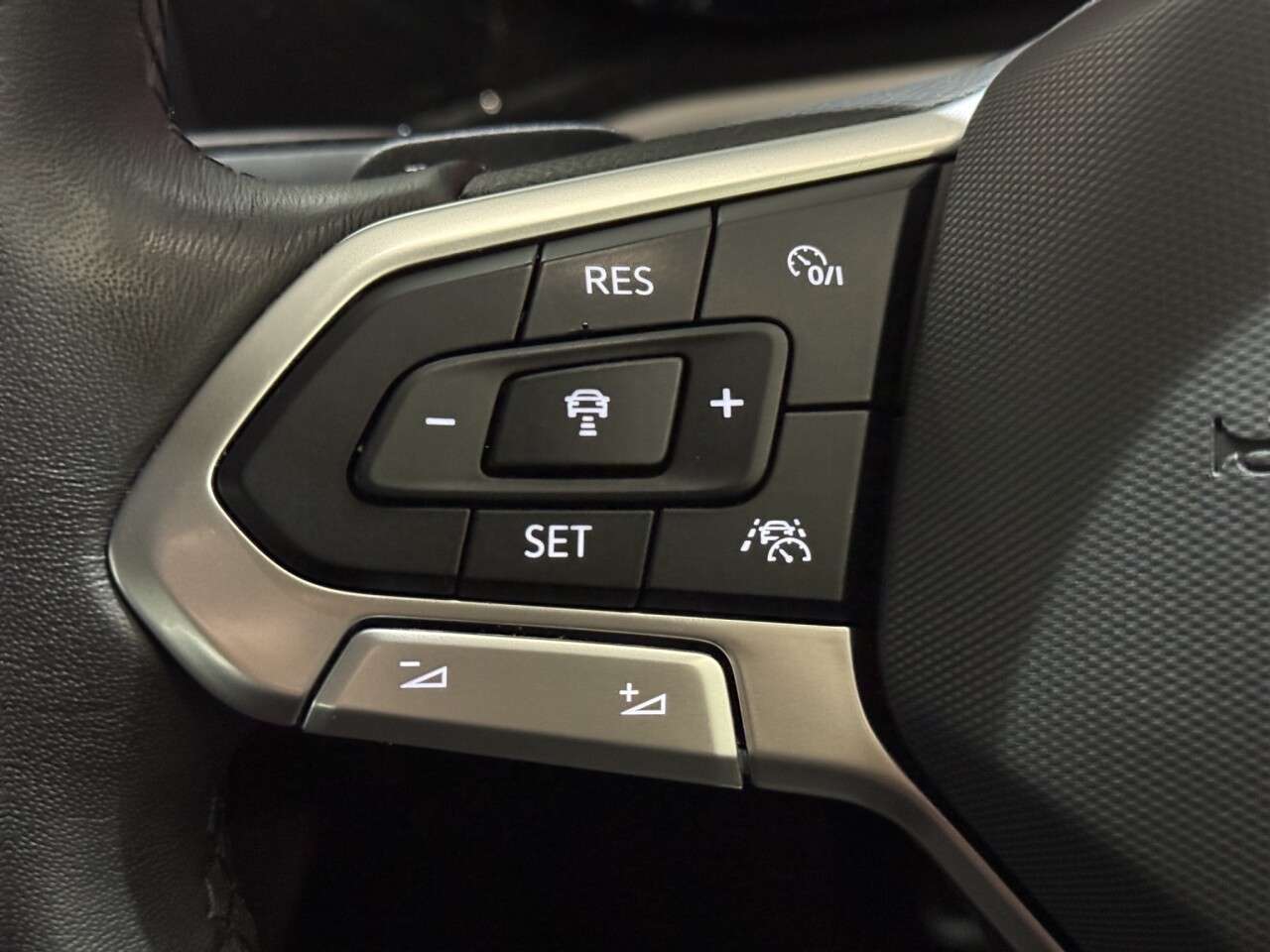 2023 VOLKSWAGEN GOLF 2023 VOLKSWAGEN GOLF