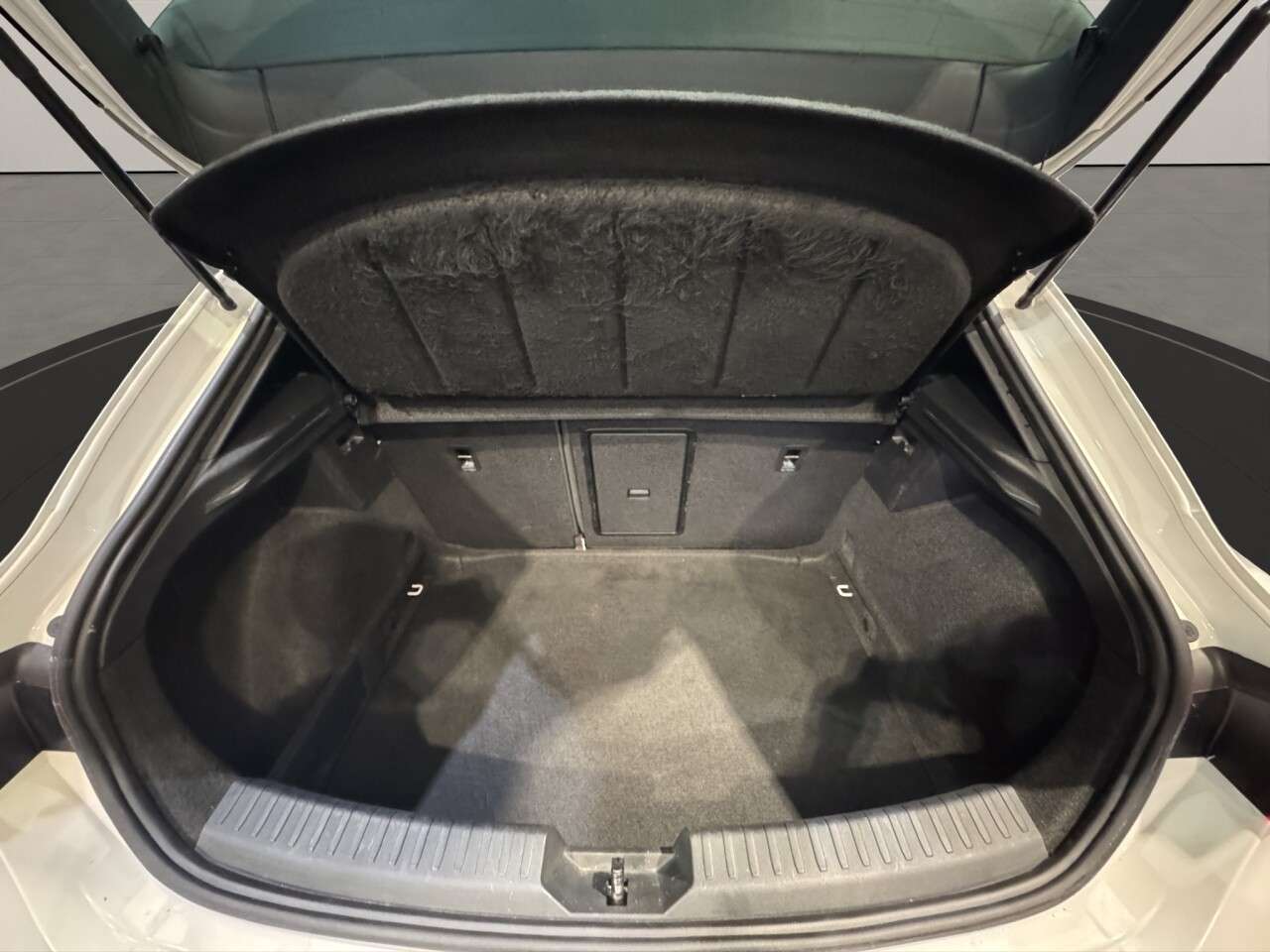 2023 SEAT LEON 2023 SEAT LEON