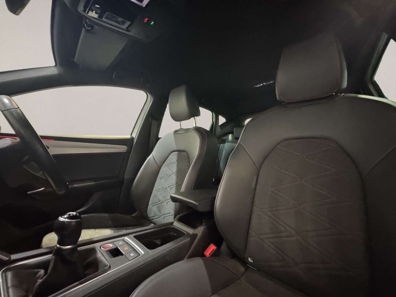 2023 SEAT LEON 2023 SEAT LEON