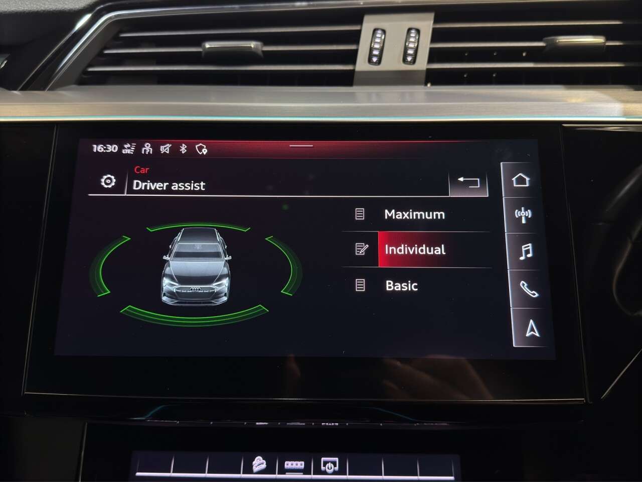 2021 AUDI E-TRON 2021 AUDI E-TRON