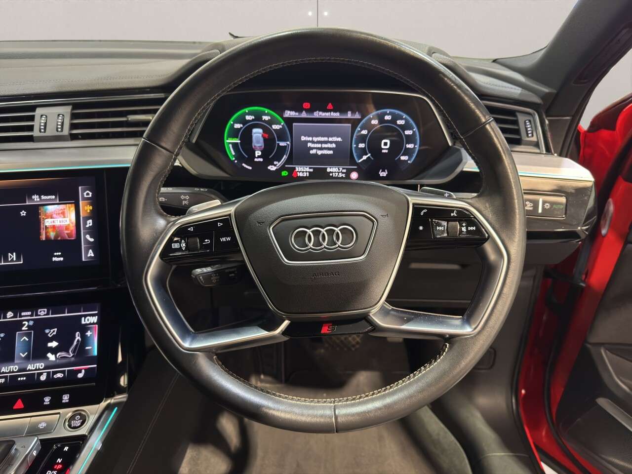 2021 AUDI E-TRON 2021 AUDI E-TRON