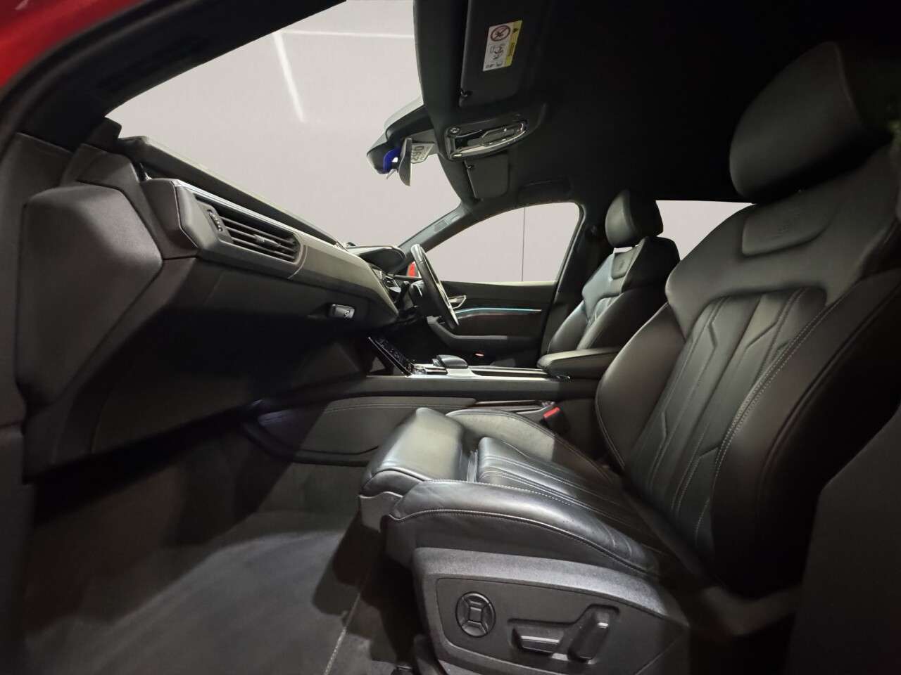 2021 AUDI E-TRON 2021 AUDI E-TRON