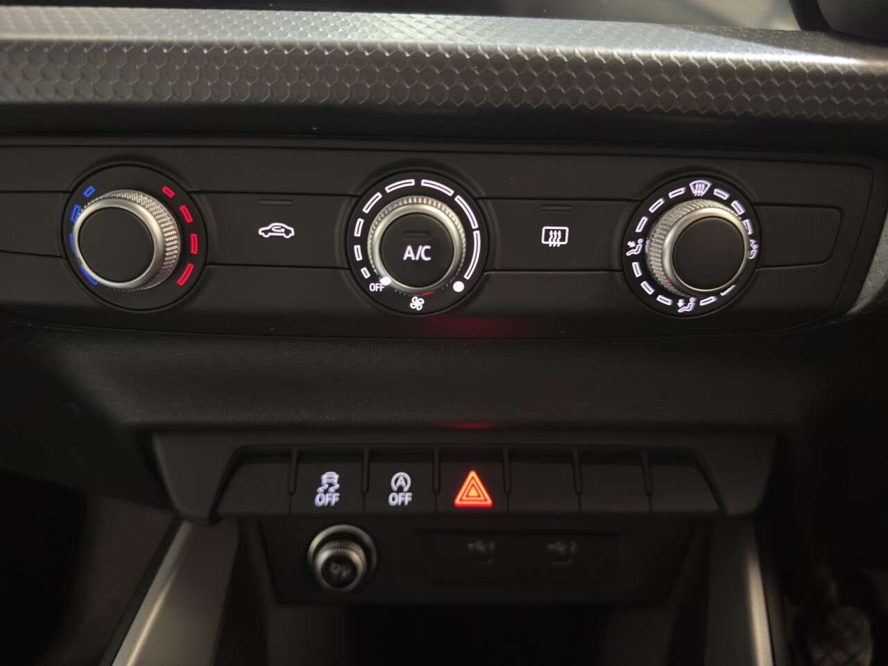 2023 AUDI A1 2023 AUDI A1