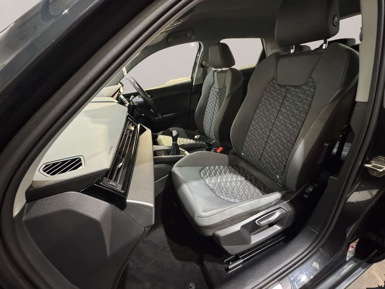 2023 AUDI A1 2023 AUDI A1