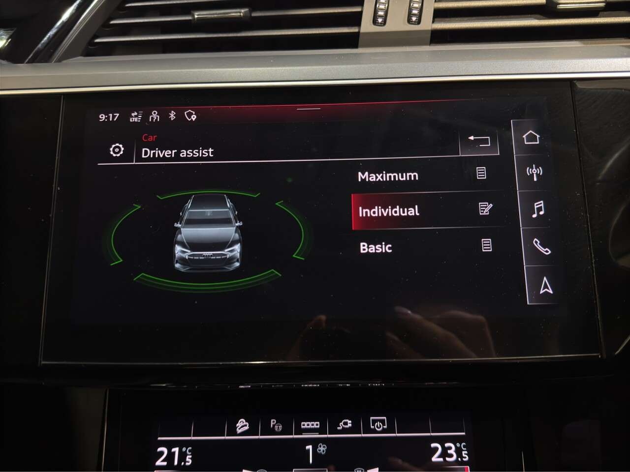 2023 AUDI Q8 E-TRON 2023 AUDI Q8 E-TRON