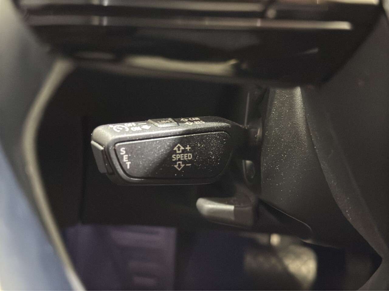 2023 AUDI Q8 E-TRON 2023 AUDI Q8 E-TRON