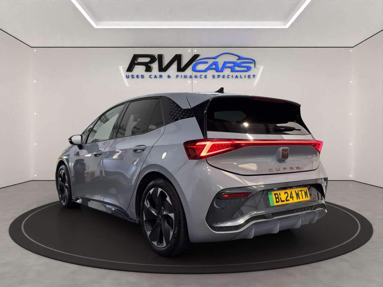 A 2024 CUPRA BORN 58kWh V2 Hatchback 5dr Electric Auto (204 ps) A 2024 CUPRA BORN 58kWh V2 Hatchback 5dr Electric Auto (204 ps)