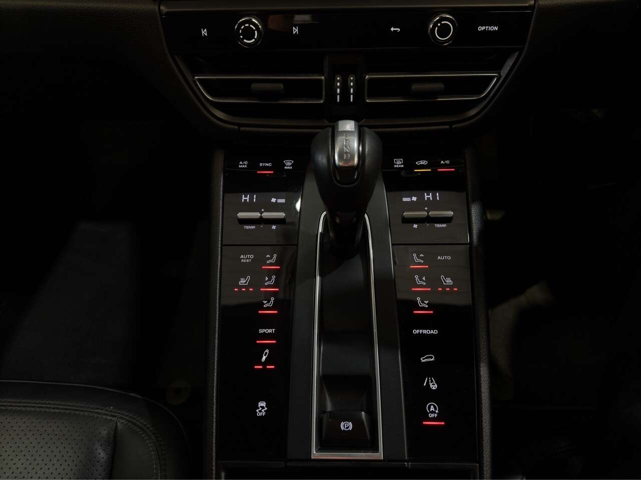 2022 PORSCHE MACAN 2022 PORSCHE MACAN