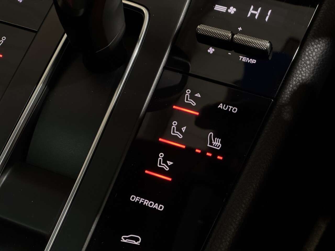 2022 PORSCHE MACAN 2022 PORSCHE MACAN