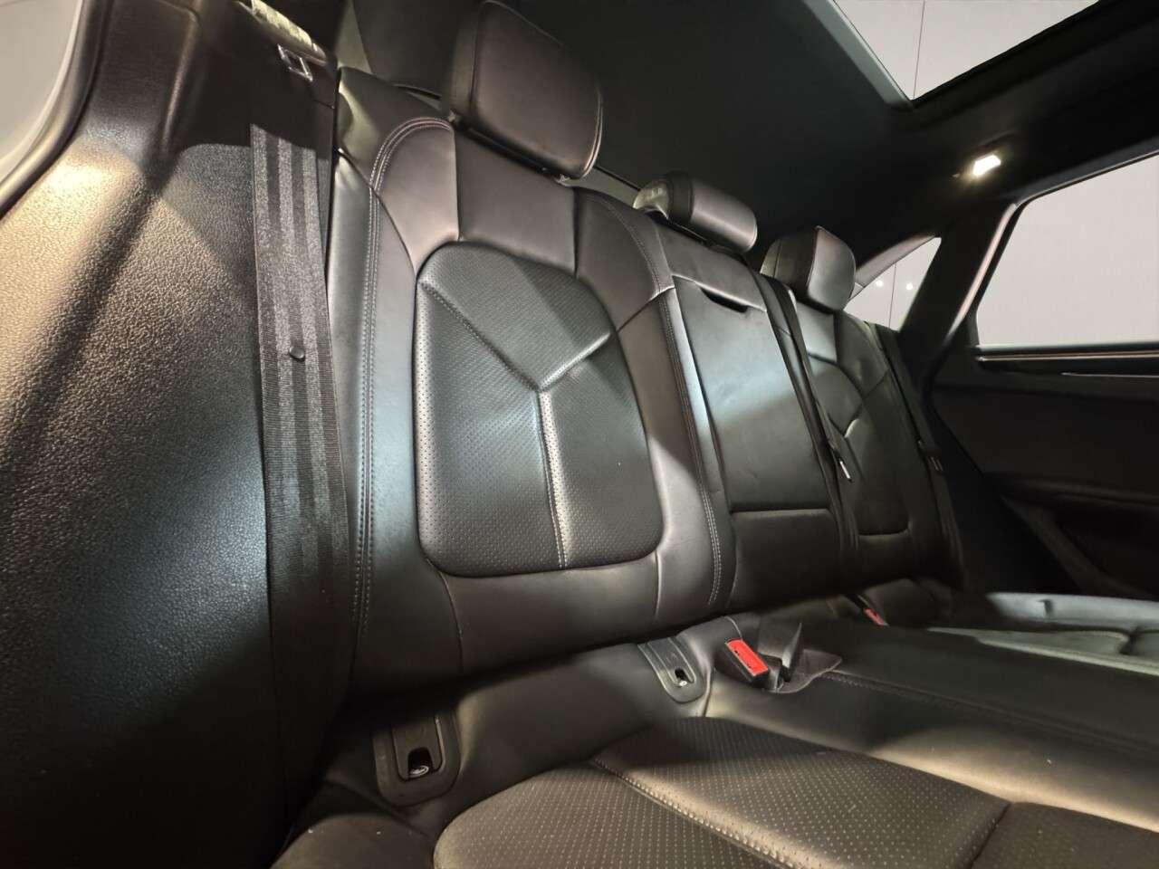 2022 PORSCHE MACAN 2022 PORSCHE MACAN