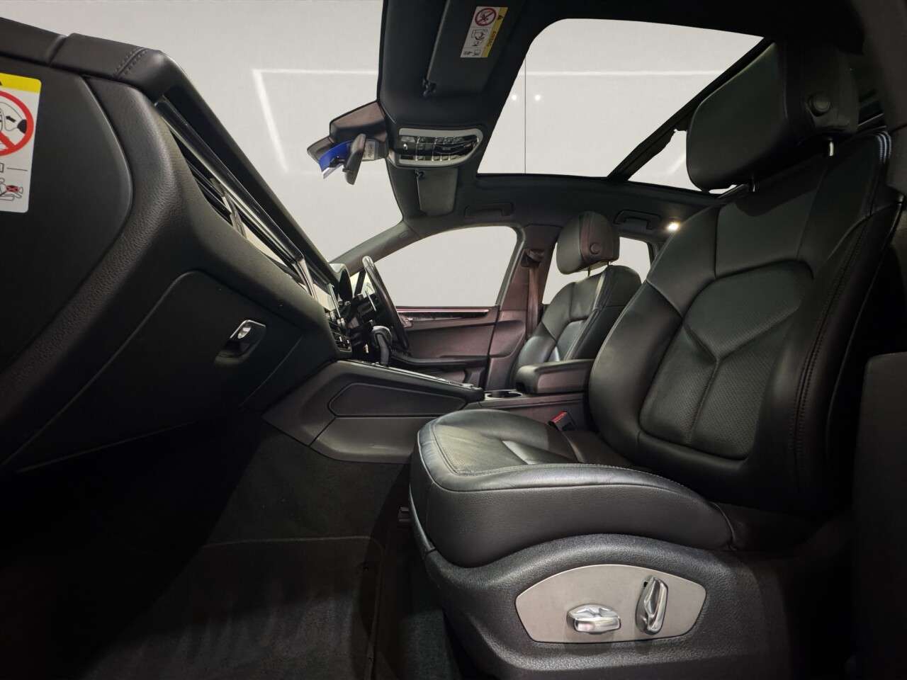 2022 PORSCHE MACAN 2022 PORSCHE MACAN