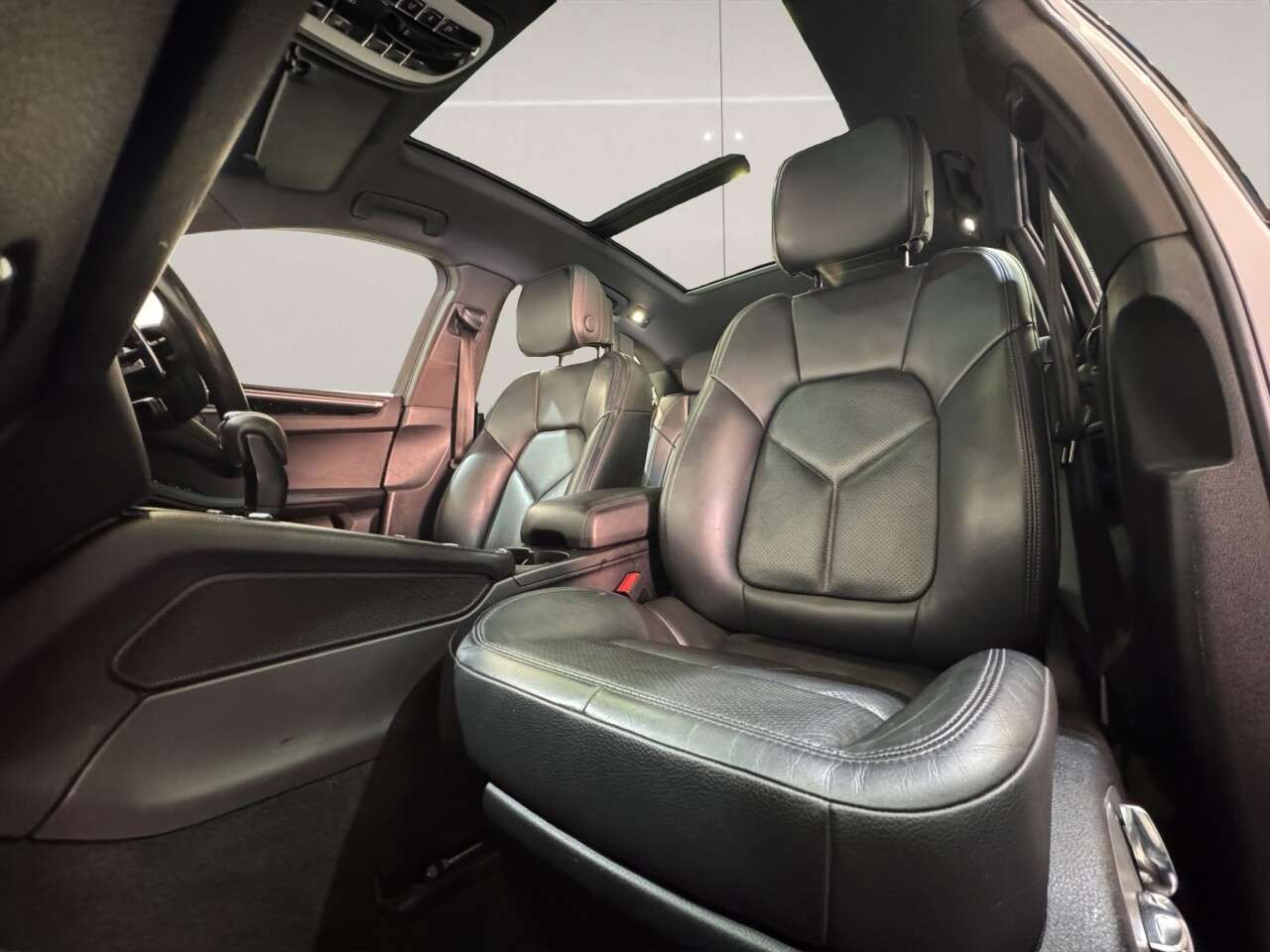 2022 PORSCHE MACAN 2022 PORSCHE MACAN