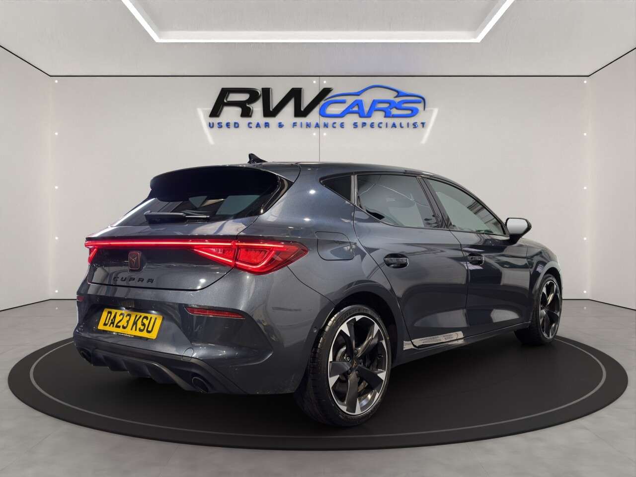 2023 CUPRA LEON 2023 CUPRA LEON