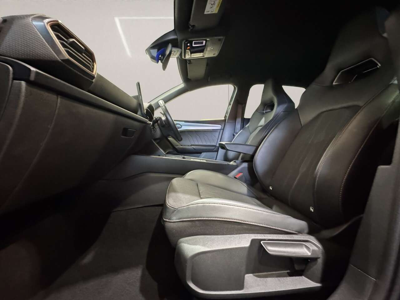 2023 CUPRA LEON 2023 CUPRA LEON