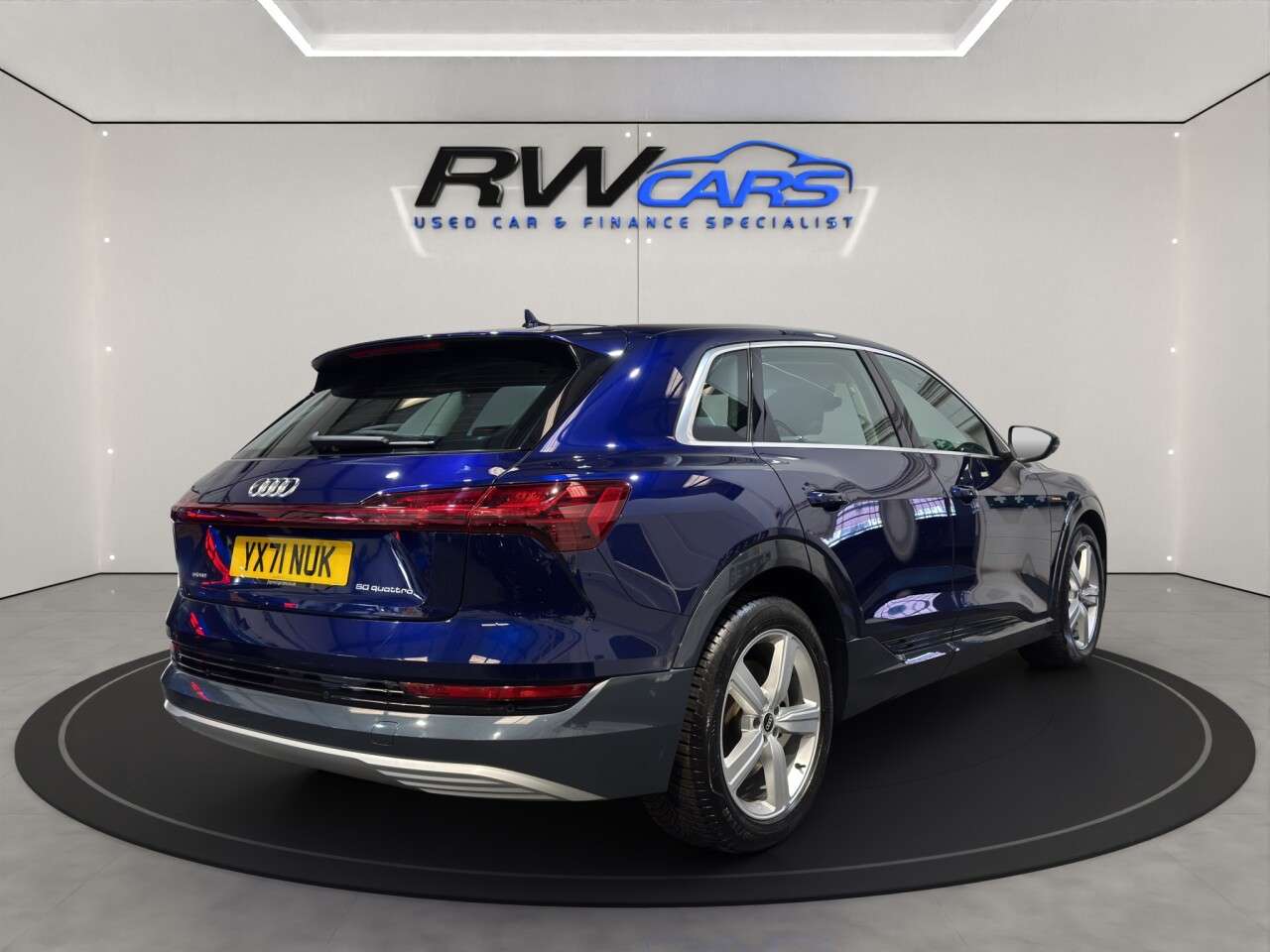 2021 AUDI E-TRON 2021 AUDI E-TRON
