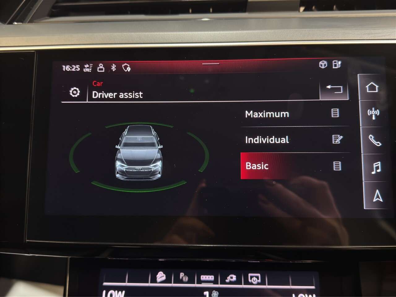 2021 AUDI E-TRON 2021 AUDI E-TRON