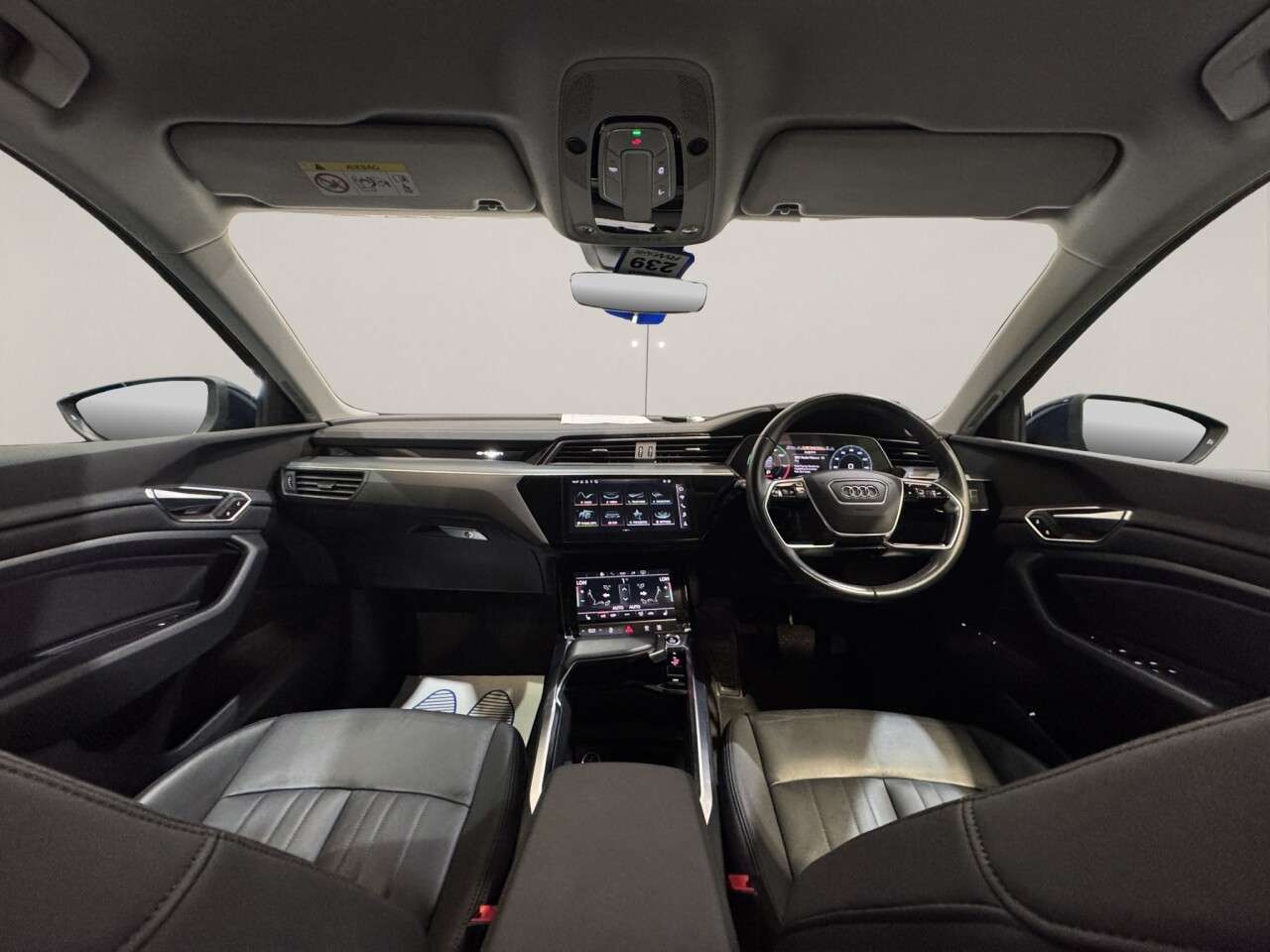 2021 AUDI E-TRON 2021 AUDI E-TRON