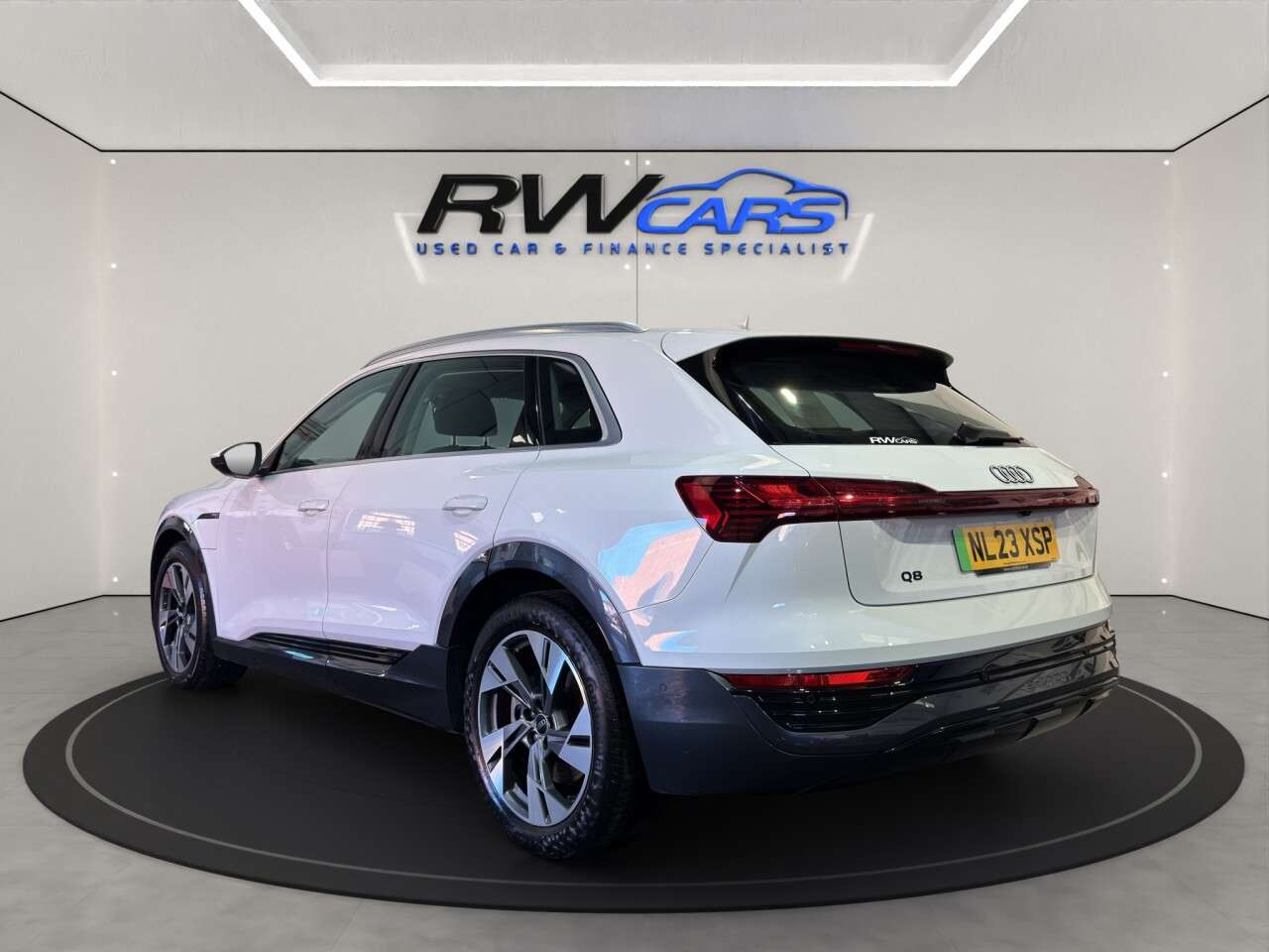 A 2023 AUDI Q8 E-TRON 50 Sport SUV 5dr Electric Auto quattro 95kWh (11kW Charger) (340 ps) A 2023 AUDI Q8 E-TRON 50 Sport SUV 5dr Electric Auto quattro 95kWh (11kW Charger) (340 ps)