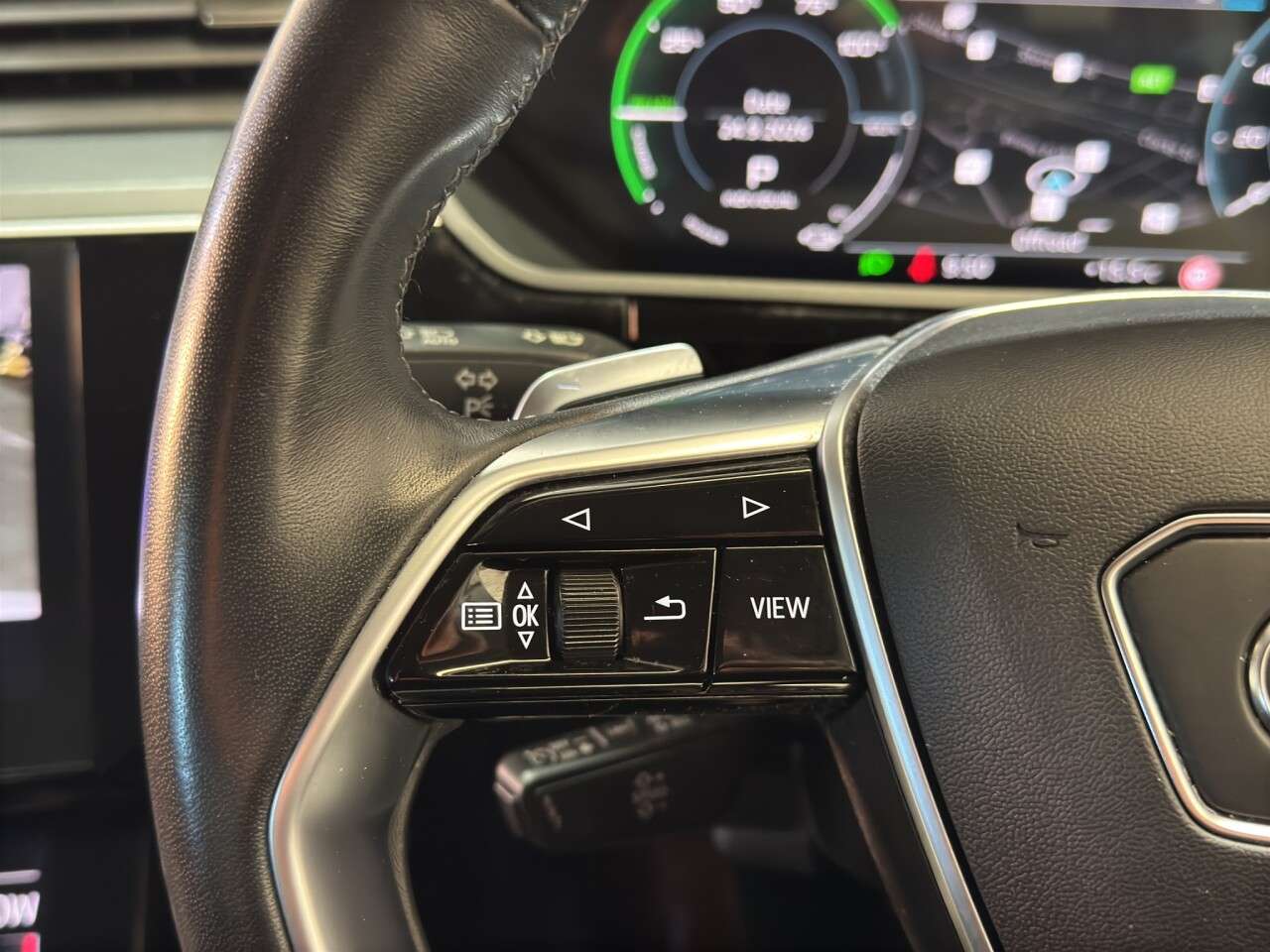 2023 AUDI Q8 E-TRON 2023 AUDI Q8 E-TRON