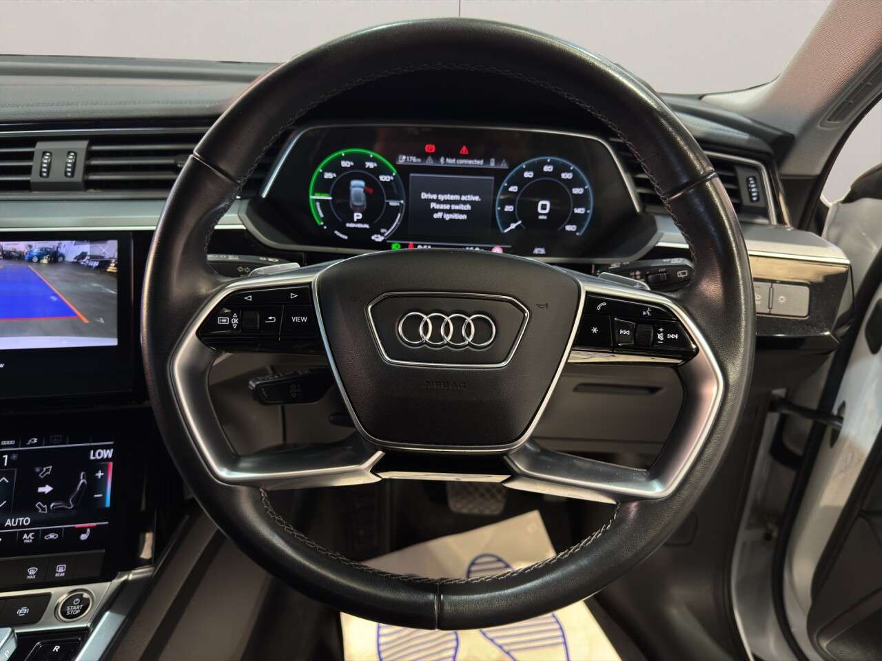 2023 AUDI Q8 E-TRON 2023 AUDI Q8 E-TRON