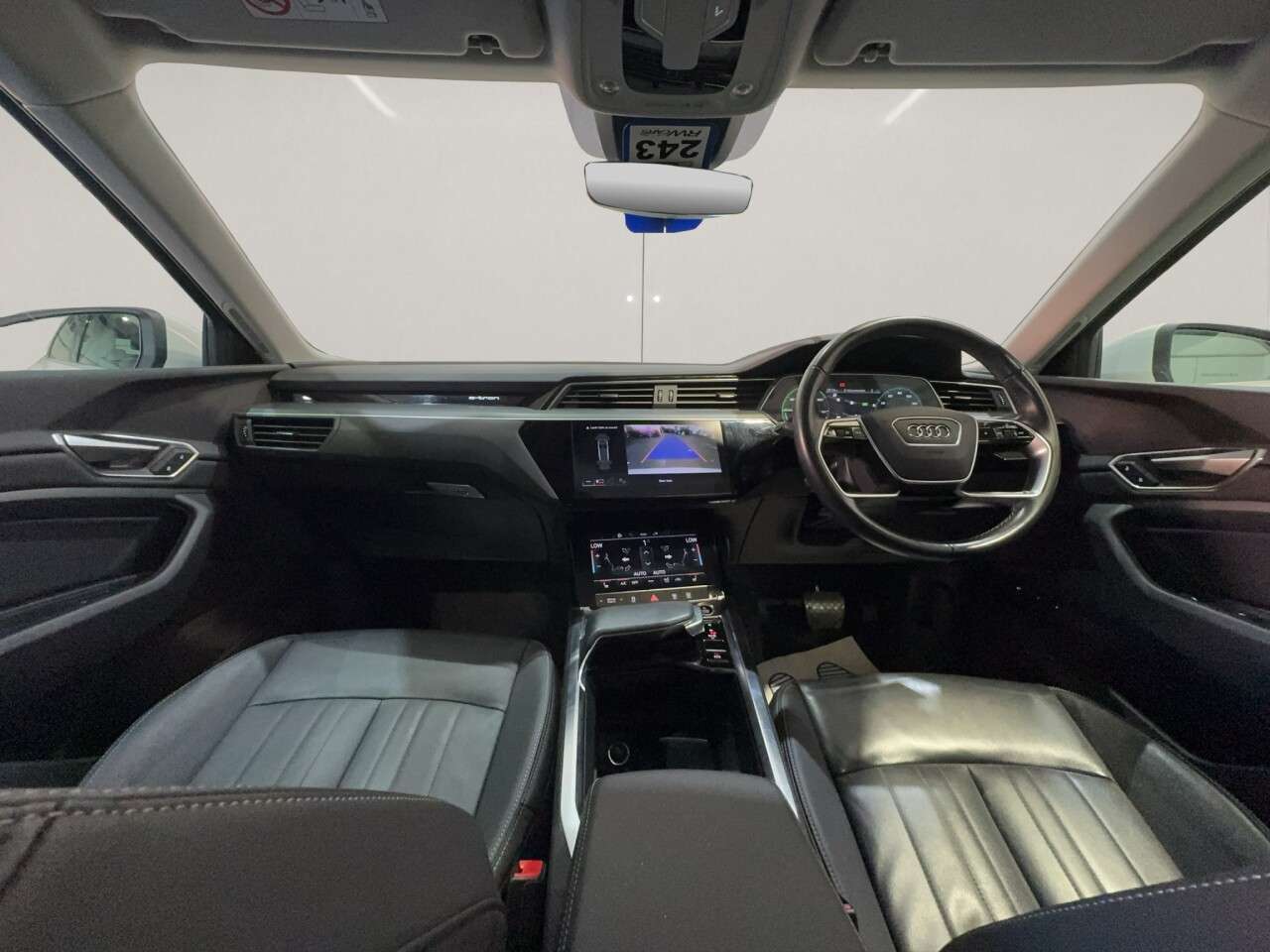 2023 AUDI Q8 E-TRON 2023 AUDI Q8 E-TRON