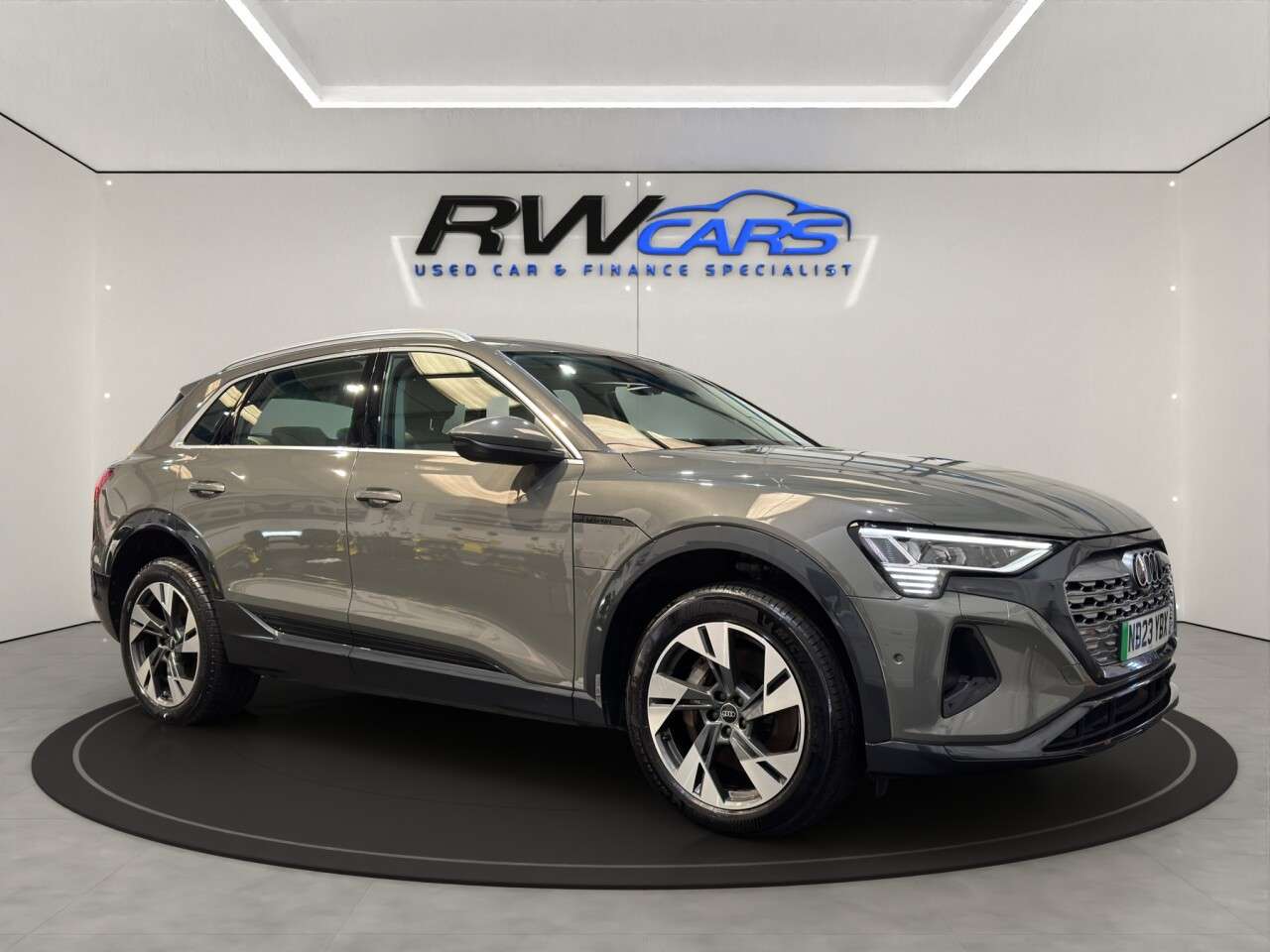 2023 AUDI Q8 E-TRON 2023 AUDI Q8 E-TRON