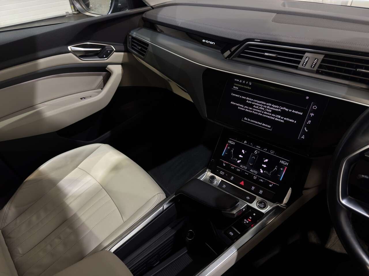 2023 AUDI Q8 E-TRON 2023 AUDI Q8 E-TRON