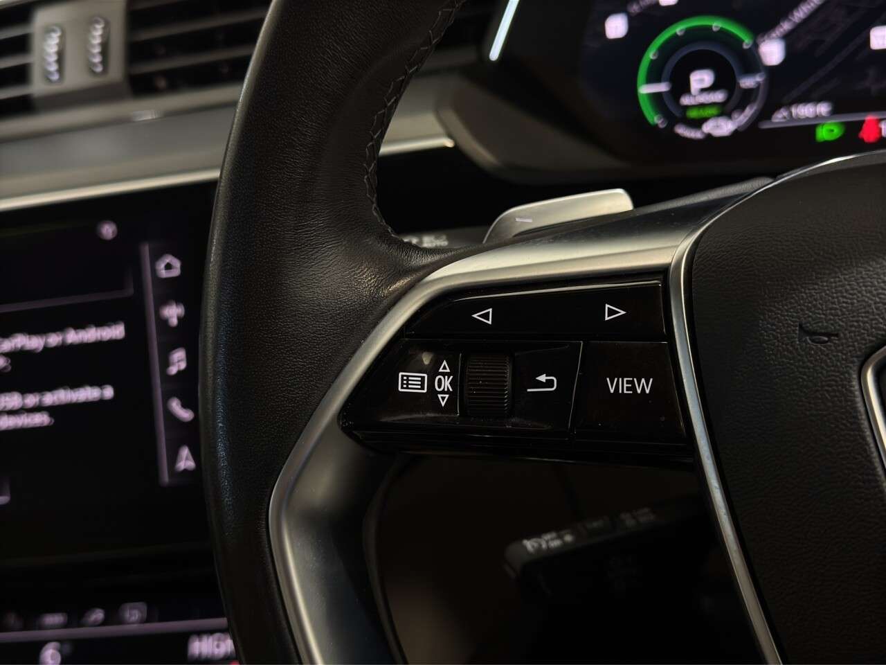 2023 AUDI Q8 E-TRON 2023 AUDI Q8 E-TRON