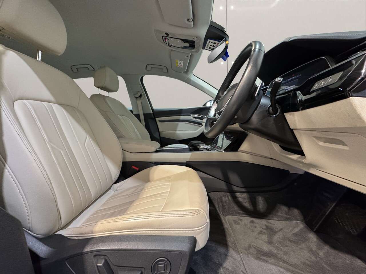 2023 AUDI Q8 E-TRON 2023 AUDI Q8 E-TRON