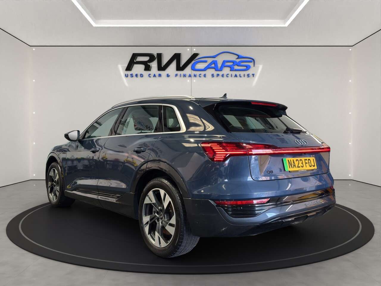 A 2023 AUDI Q8 E-TRON 50 Sport SUV 5dr Electric Auto quattro 95kWh (11kW Charger) (340 ps) A 2023 AUDI Q8 E-TRON 50 Sport SUV 5dr Electric Auto quattro 95kWh (11kW Charger) (340 ps)