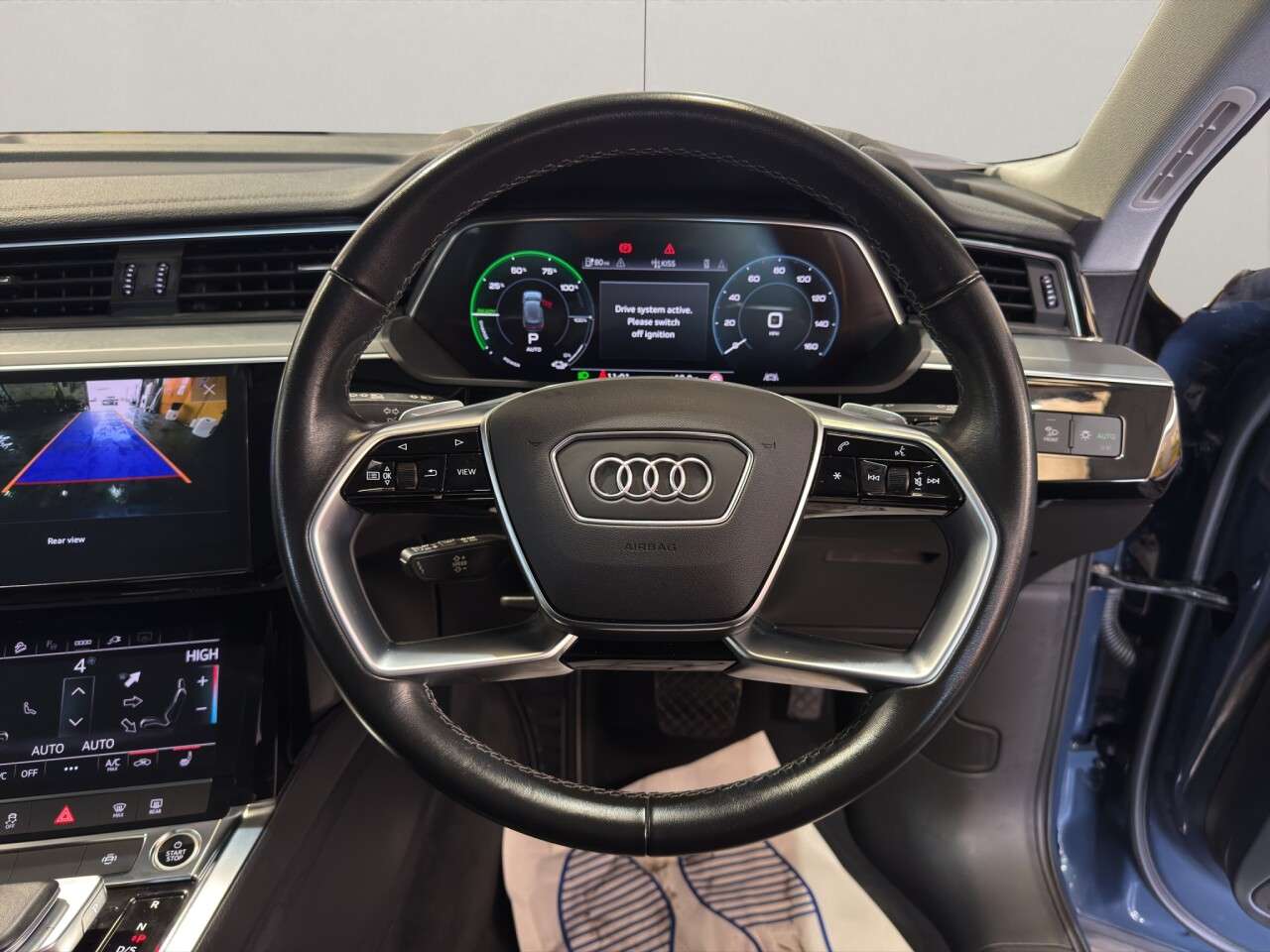 2023 AUDI Q8 E-TRON 2023 AUDI Q8 E-TRON