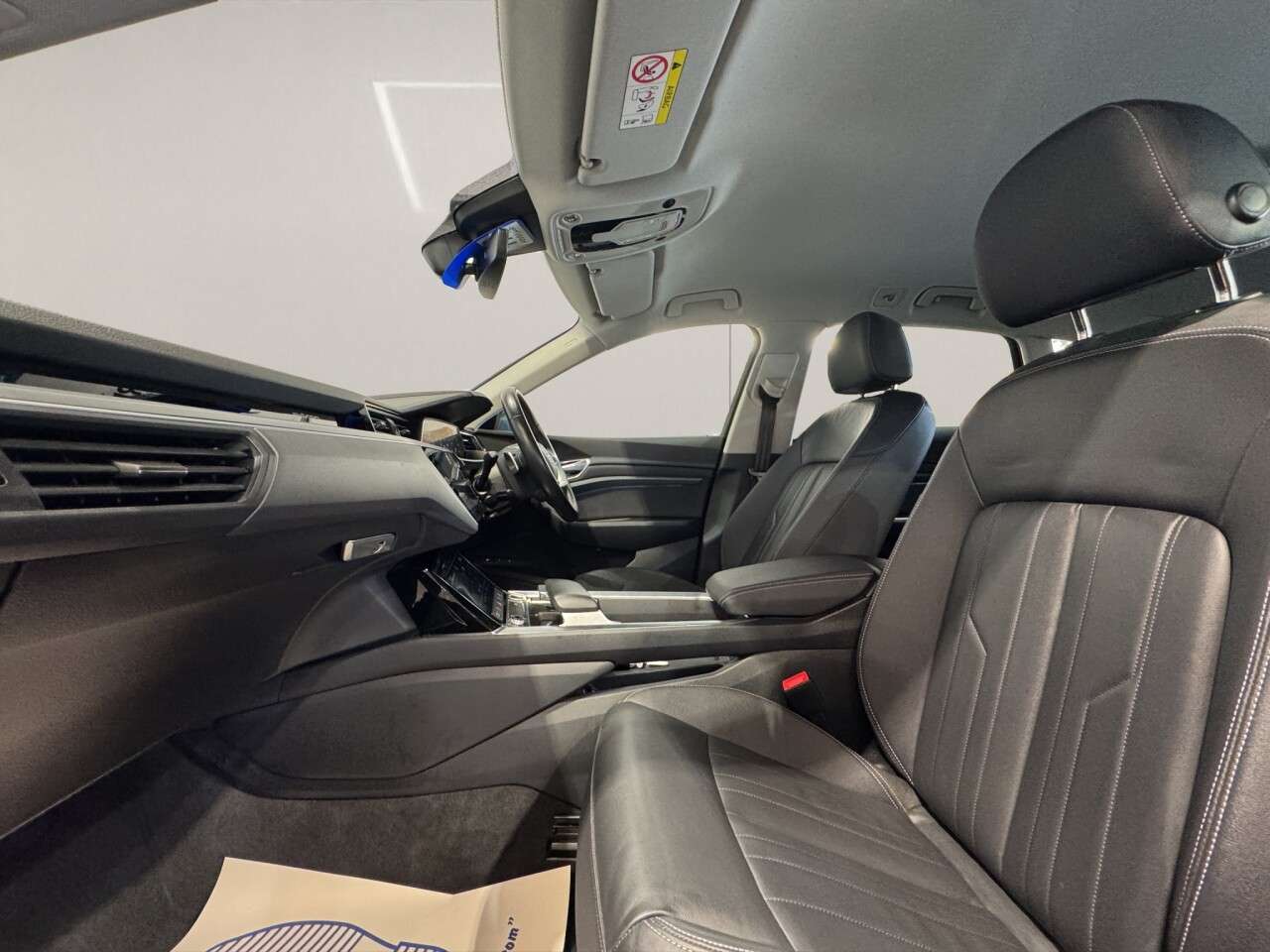 2023 AUDI Q8 E-TRON 2023 AUDI Q8 E-TRON