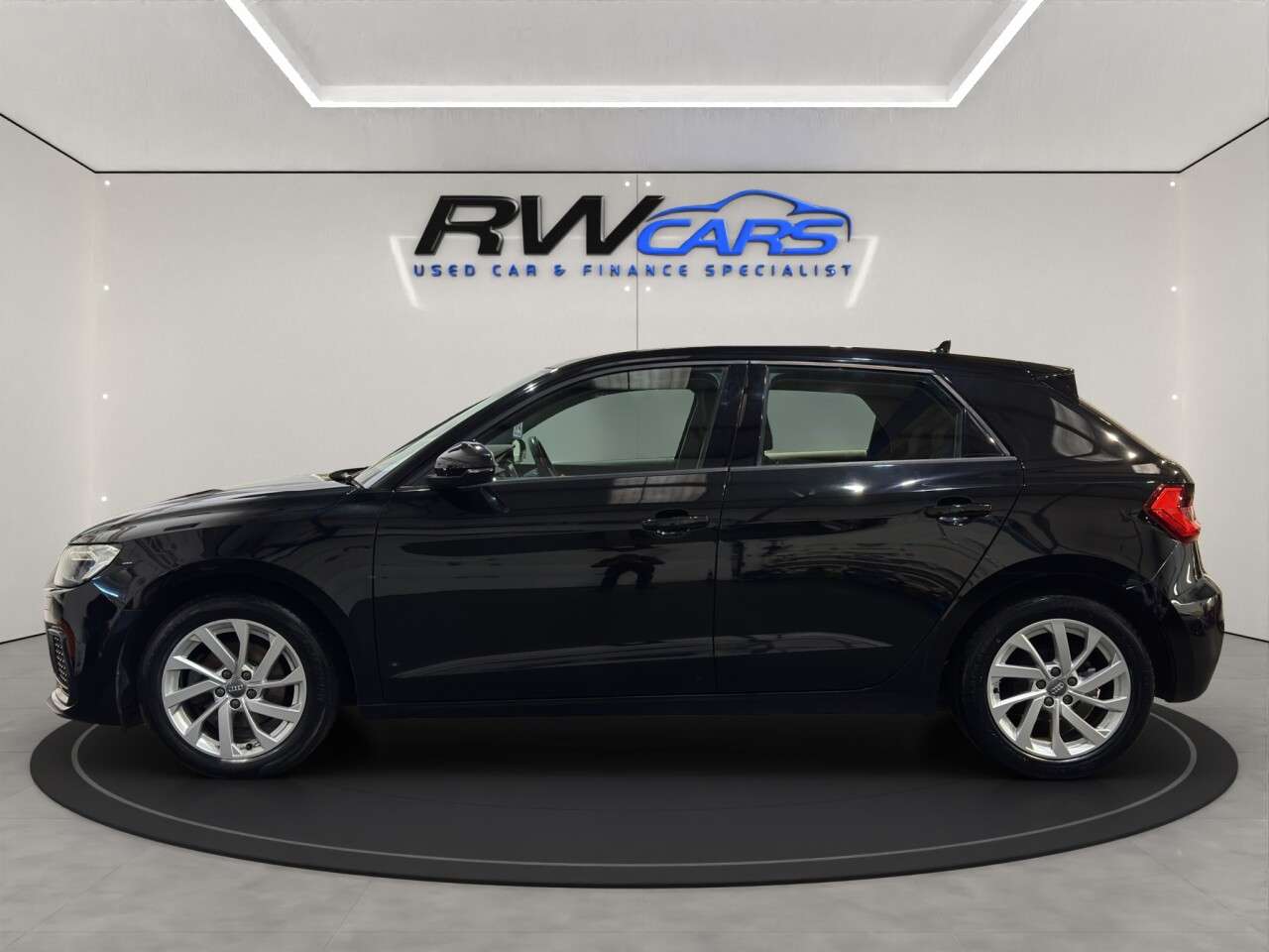 A 2019 AUDI A1 1.0 TFSI 30 Sport Sportback 5dr Petrol S Tronic Euro 6 (s/s) (116 ps) A 2019 AUDI A1 1.0 TFSI 30 Sport Sportback 5dr Petrol S Tronic Euro 6 (s/s) (116 ps)