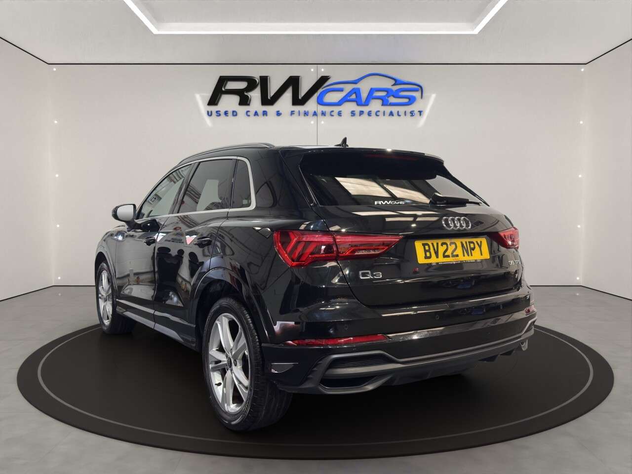 A 2022 AUDI Q3 1.5 TFSI CoD 35 S line SUV 5dr Petrol Manual Euro 6 (s/s) (150 ps) A 2022 AUDI Q3 1.5 TFSI CoD 35 S line SUV 5dr Petrol Manual Euro 6 (s/s) (150 ps)