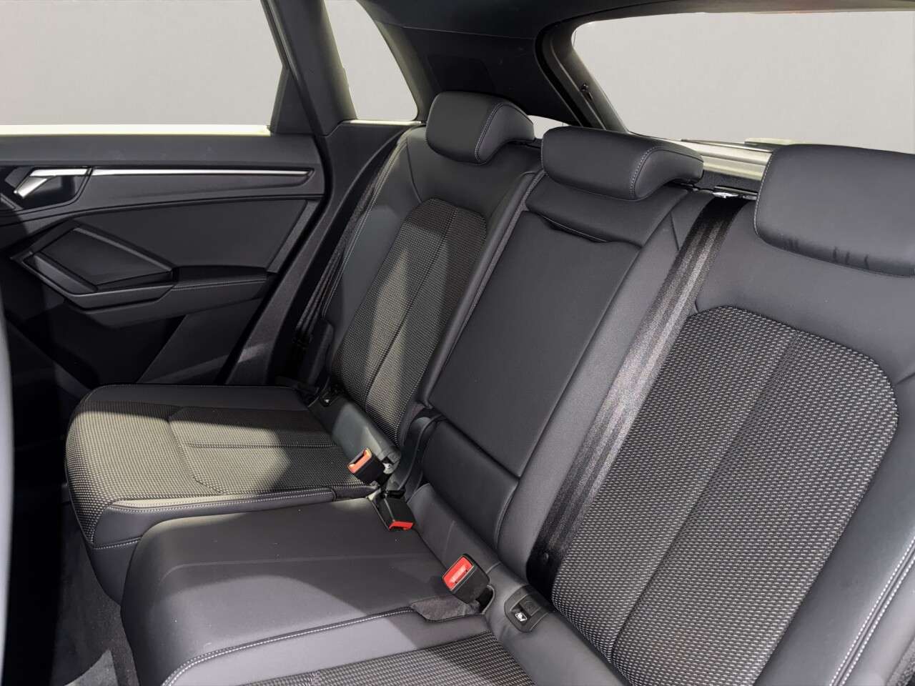 2022 AUDI Q3 2022 AUDI Q3