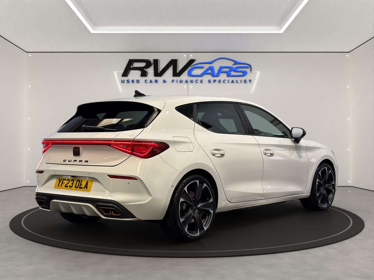 2023 CUPRA LEON 2023 CUPRA LEON
