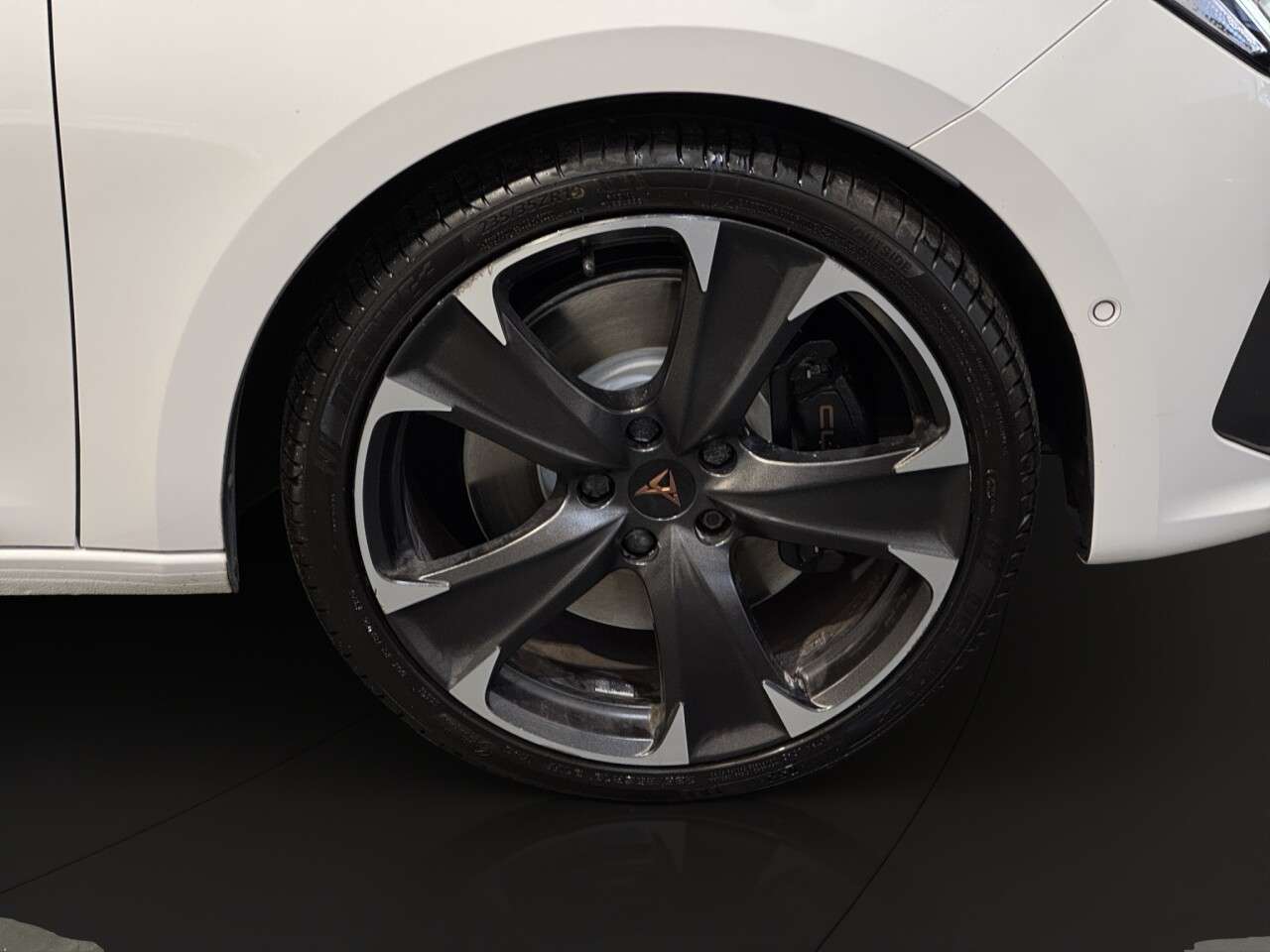 2023 CUPRA LEON 2023 CUPRA LEON