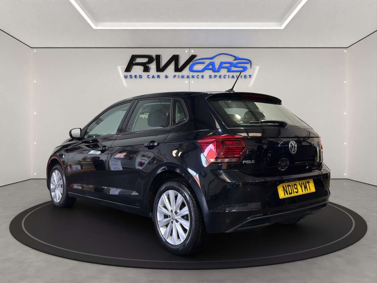 A 2019 VOLKSWAGEN POLO 1.6 TDI SEL Hatchback 5dr Diesel Manual Euro 6 (s/s) (95 ps) A 2019 VOLKSWAGEN POLO 1.6 TDI SEL Hatchback 5dr Diesel Manual Euro 6 (s/s) (95 ps)