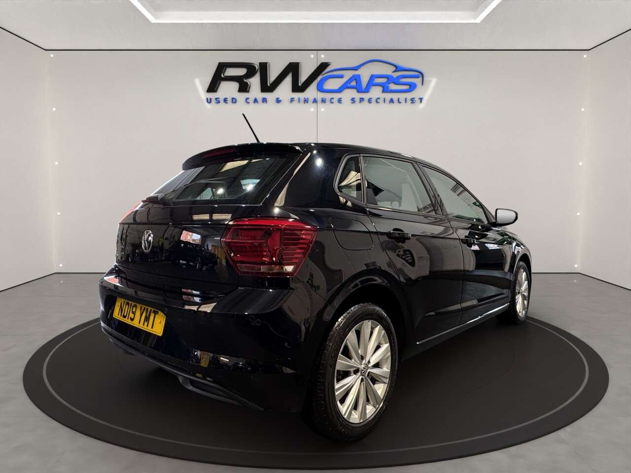 2019 VOLKSWAGEN POLO 2019 VOLKSWAGEN POLO