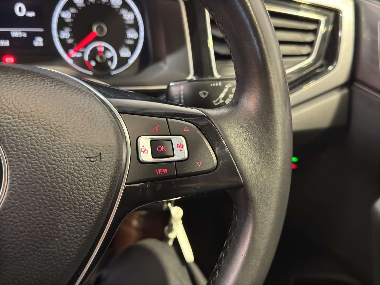 2019 VOLKSWAGEN POLO 2019 VOLKSWAGEN POLO