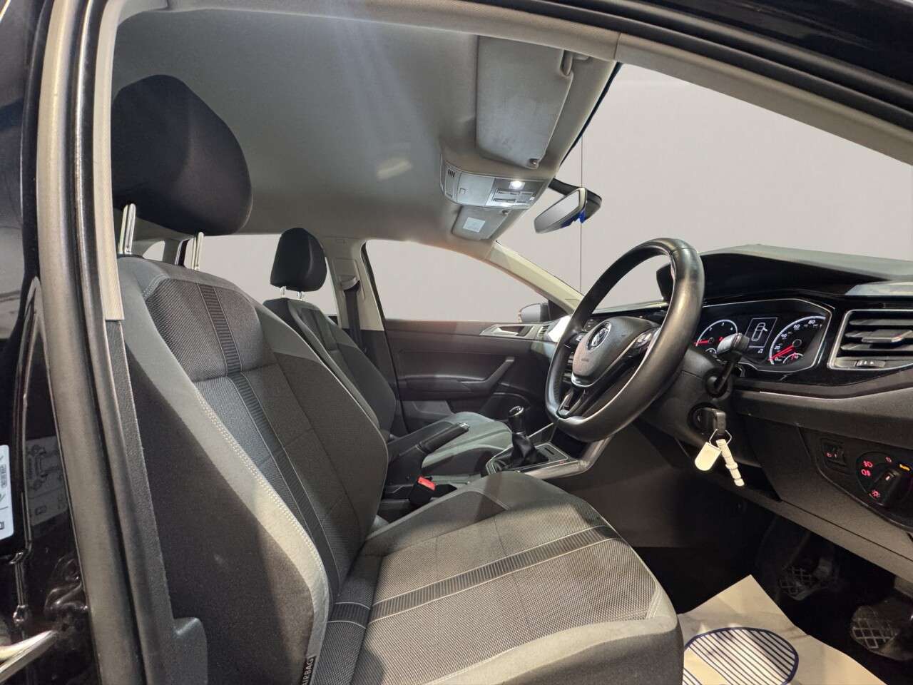 2019 VOLKSWAGEN POLO 2019 VOLKSWAGEN POLO