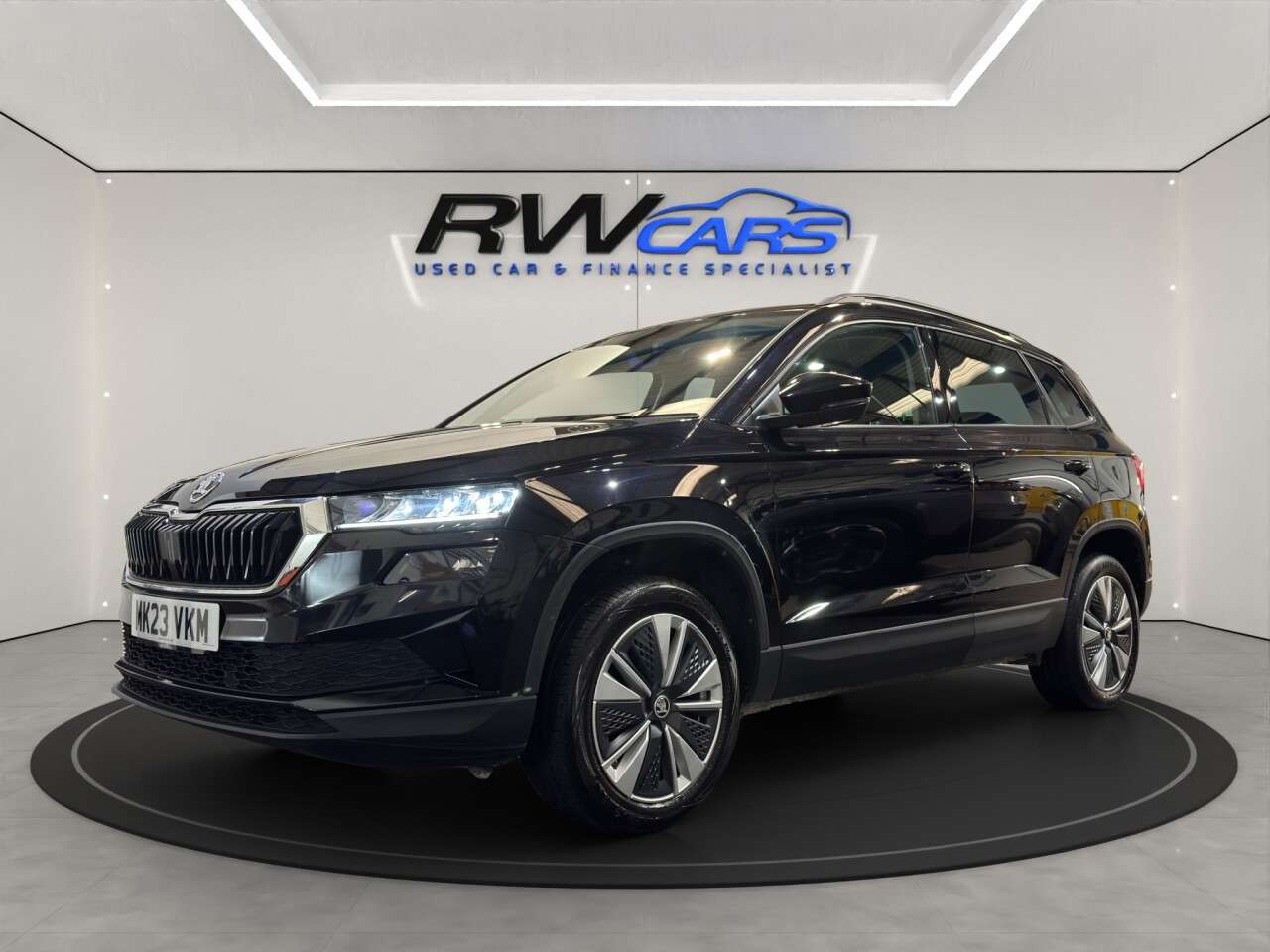 A 2023 SKODA KAROQ 1.0 TSI SE Drive SUV 5dr Petrol Manual Euro 6 (s/s) (110 ps) A 2023 SKODA KAROQ 1.0 TSI SE Drive SUV 5dr Petrol Manual Euro 6 (s/s) (110 ps)