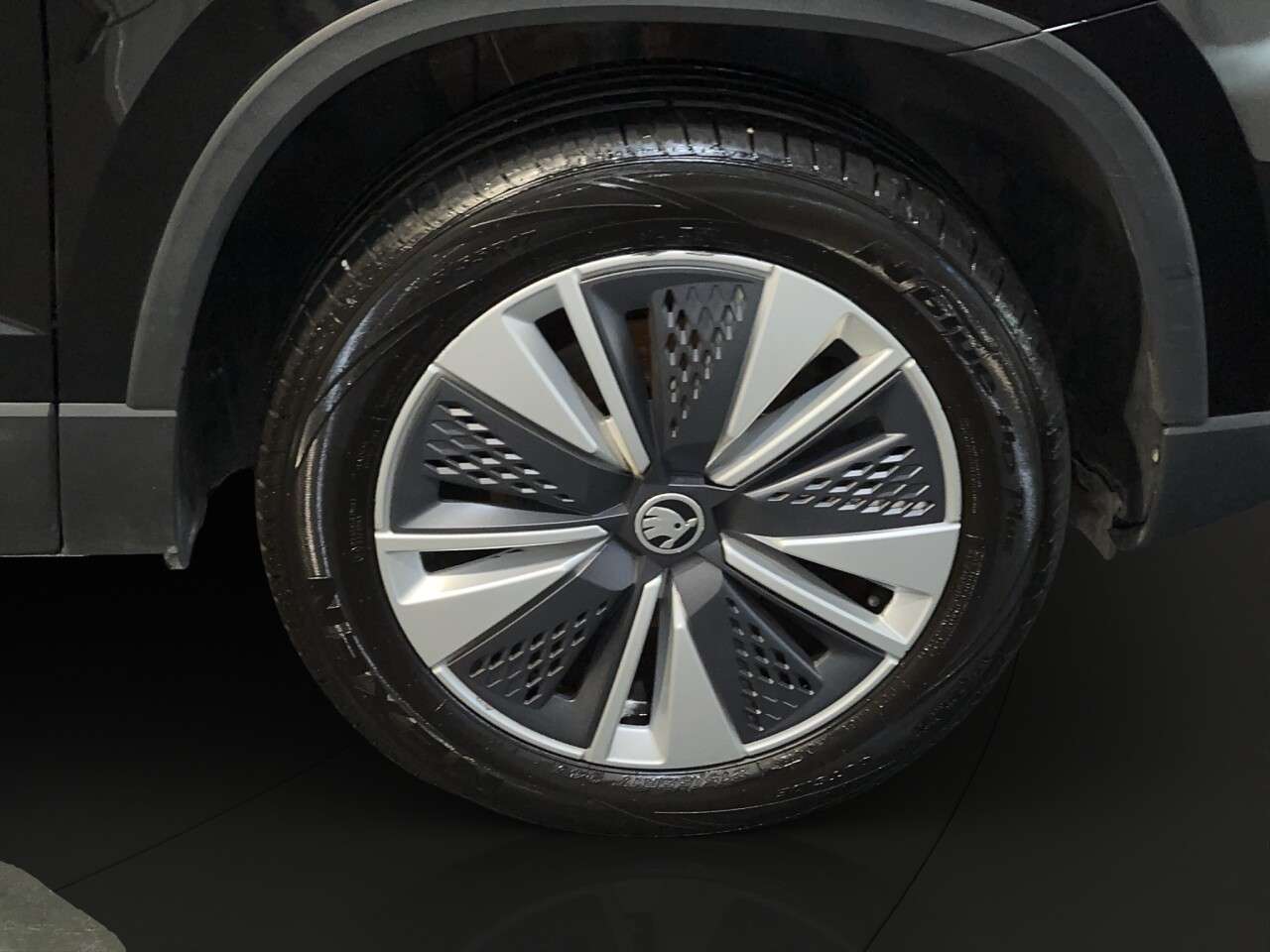 2023 SKODA KAROQ 2023 SKODA KAROQ